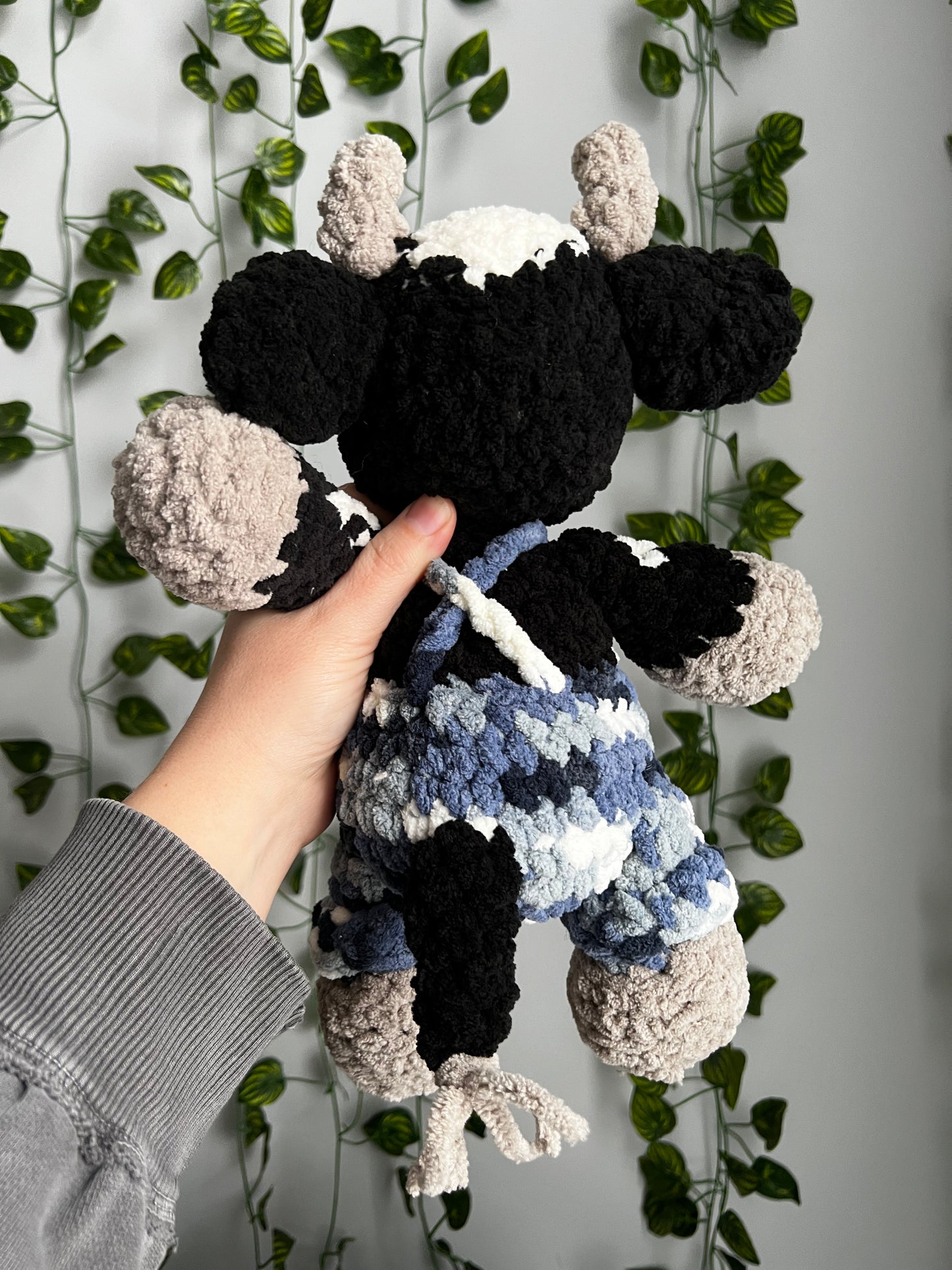 Cow Plushie