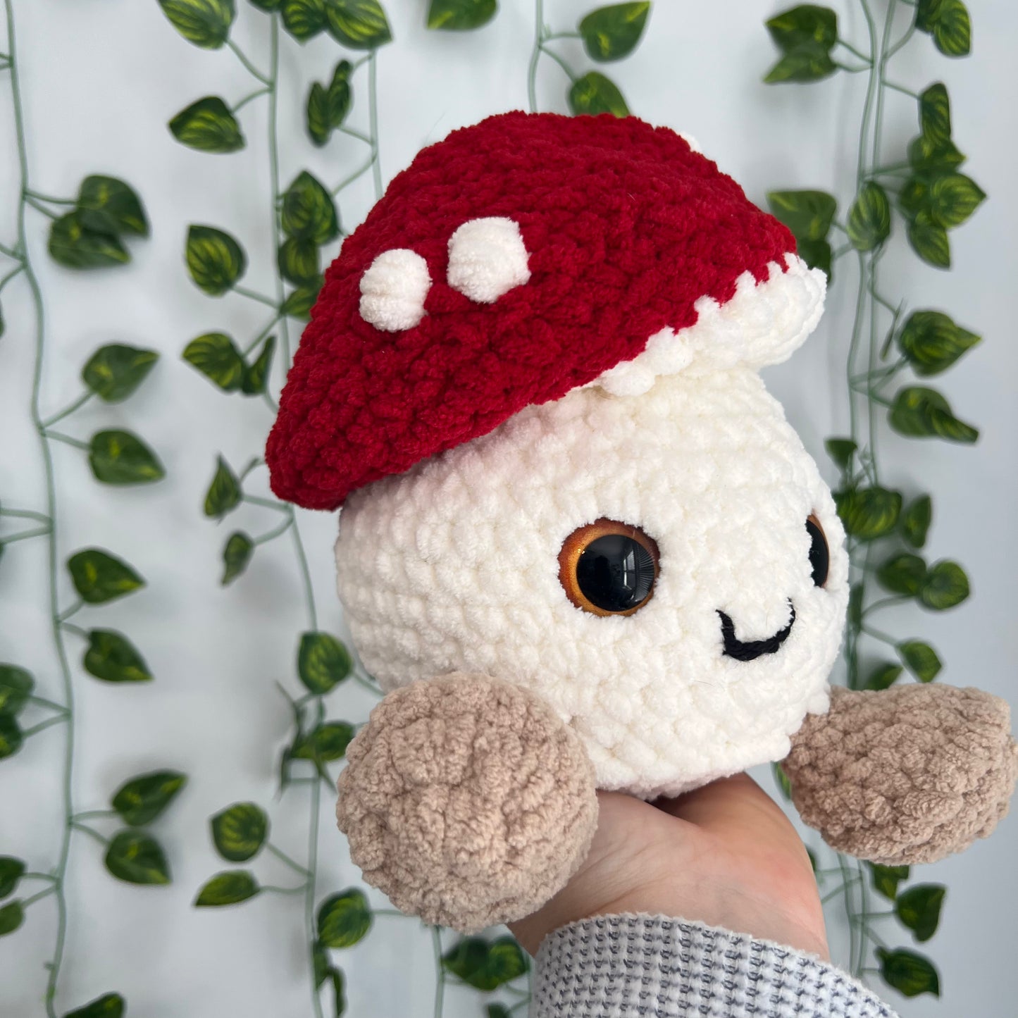 Mushroom Bookshelf Buddy