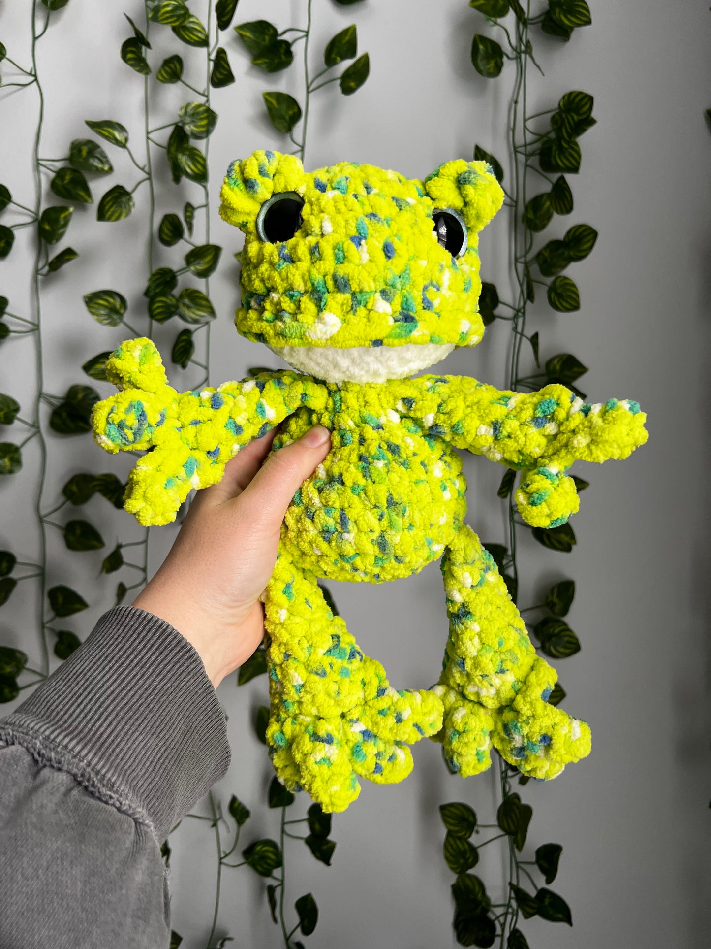 Frog Plushie