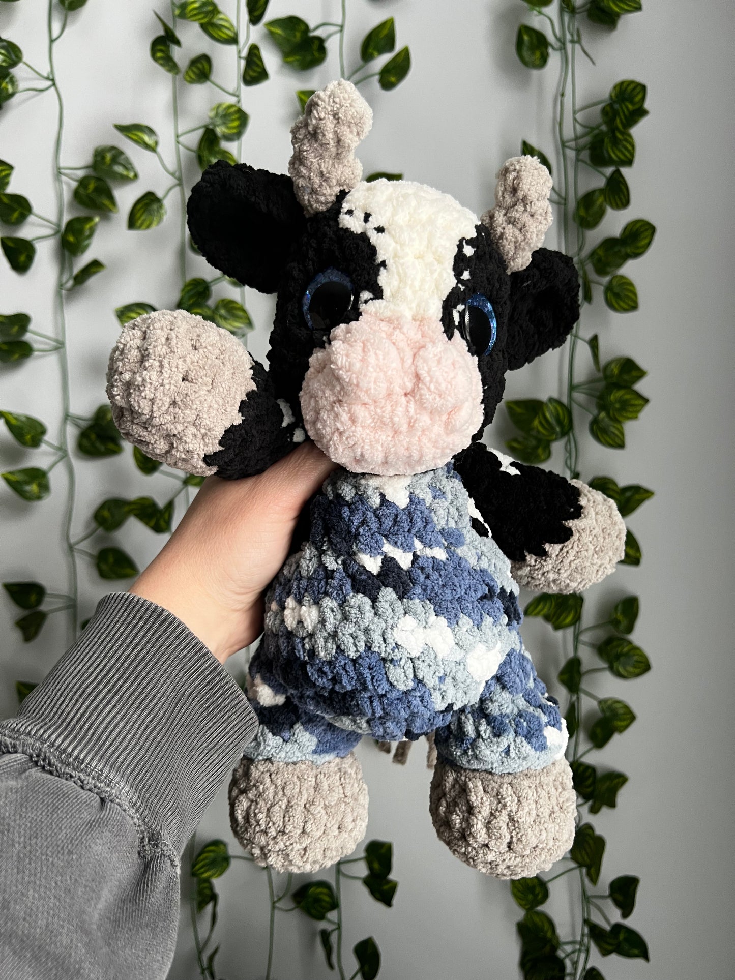 Cow Plushie