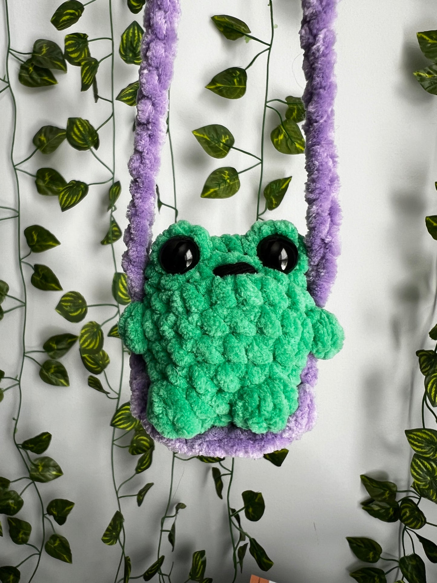 Swinging Frogs
